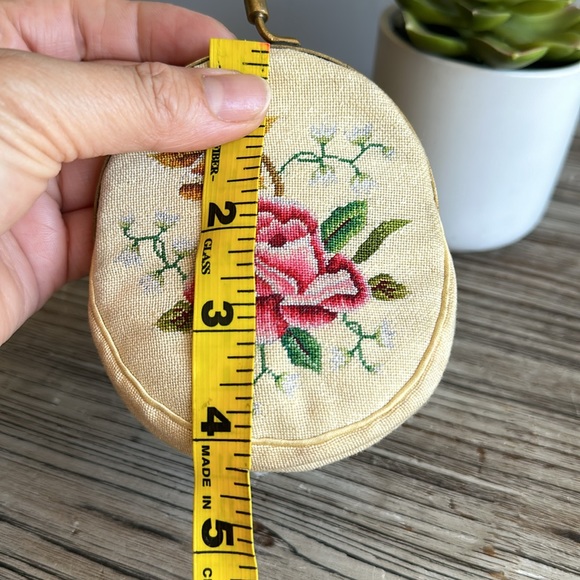 Vintage coin pouch great condition - Picture 7 of 9